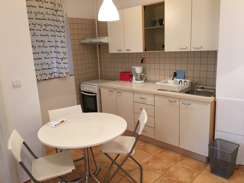 Tineretului langa parc si metrou, apartament 3 camere cu loc de parcare